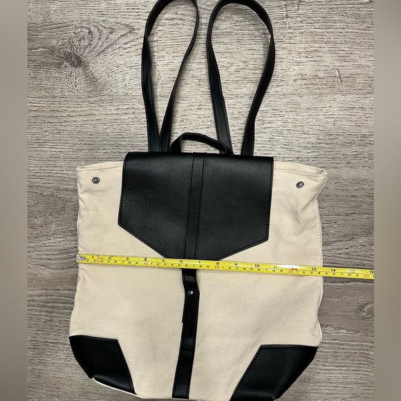 Deux Lux Black Fabric Purse Backpack - Picture 5 of 7